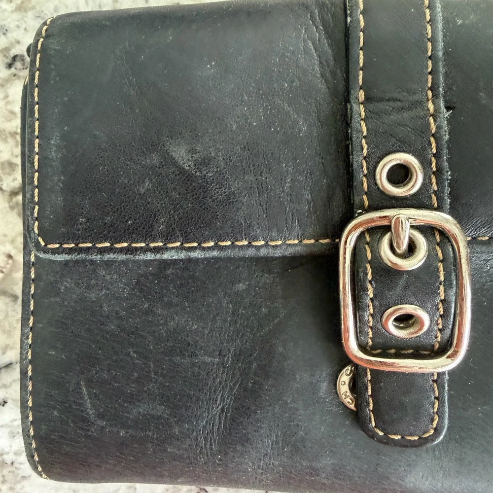 Vintage Coach Soho Black Wallet with Silver Buckle Retro Authentic